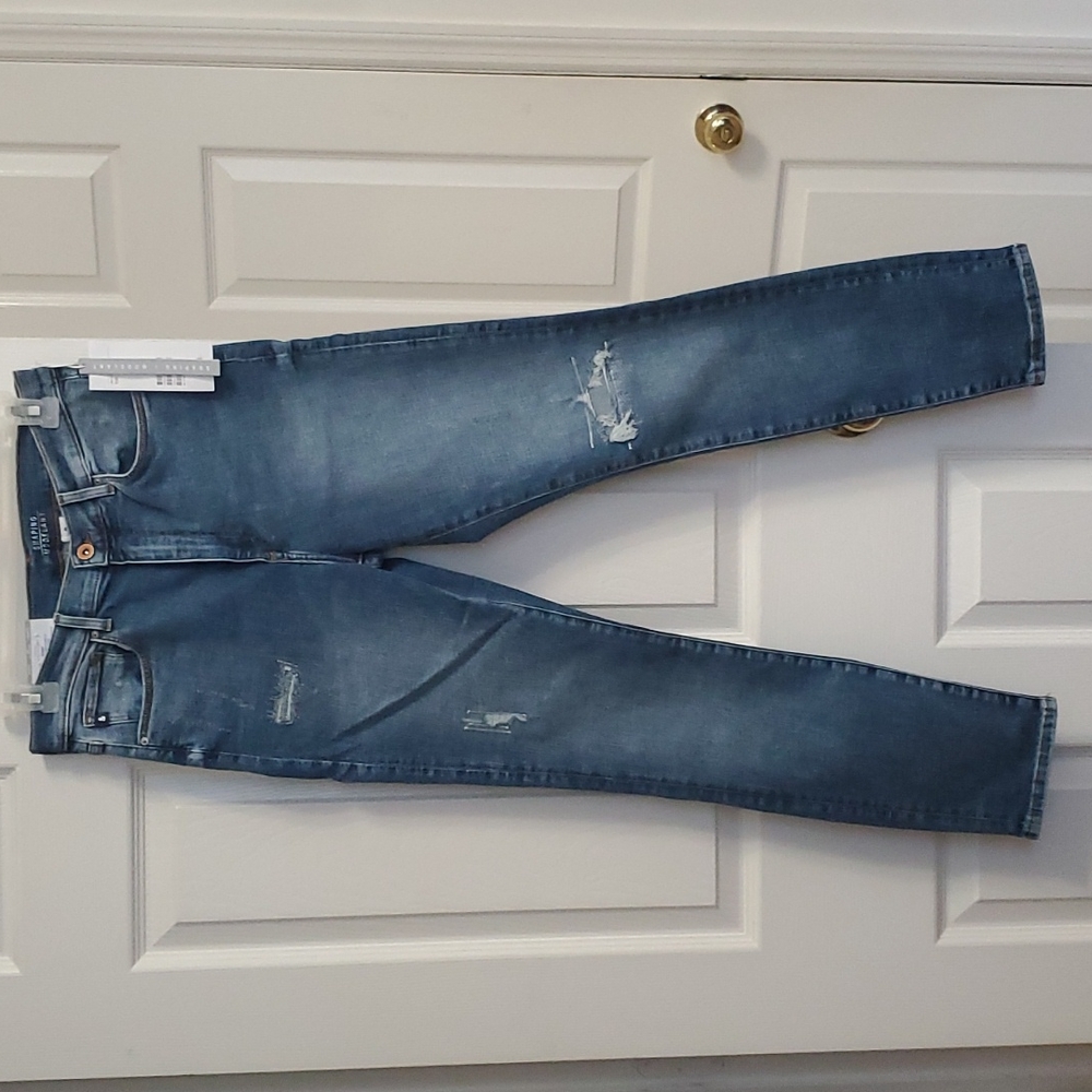 NWT Shaping Skinny Jeans